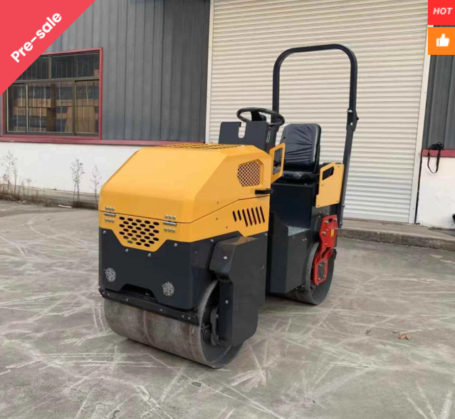 1-tonsko vibracijsko zbijanje tlakovcev s hidravličnim cestnim valjem