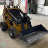HJ380 380kg Mini Tekerlek Skid Steer Yükleyici EPA 26HP benzinli motor